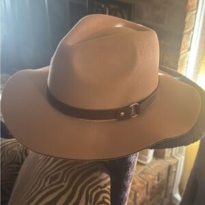No Boundaries Tan Fedora with Brown Band felt